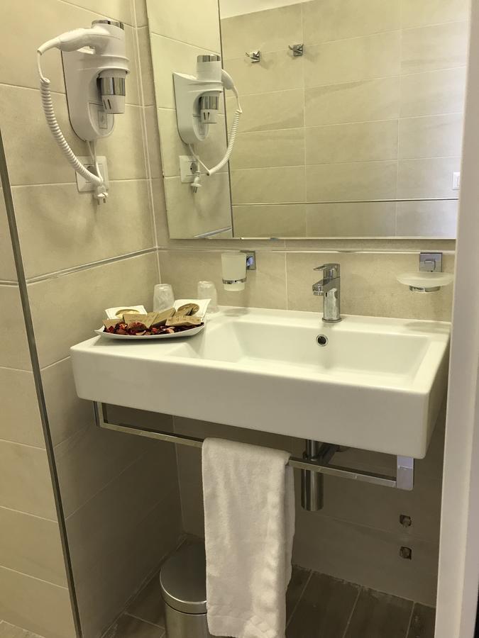 Affittacamere Serventi Longhi Roma